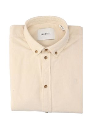 Vanille ribfluwelen hemd (regular fit) met lange mouwen Les Deux
