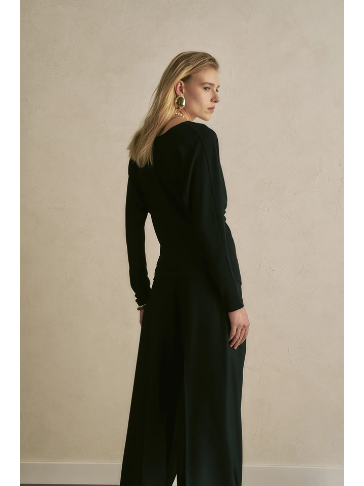 Zwarte feestelijke bloes met knoop aan de borst Semicouture