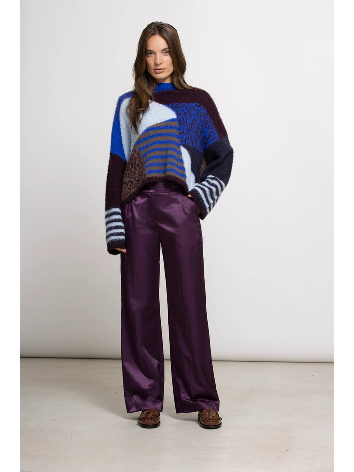 Bordeaux broek in zware satijn met elastiekband achteraan Rakel Gigue 