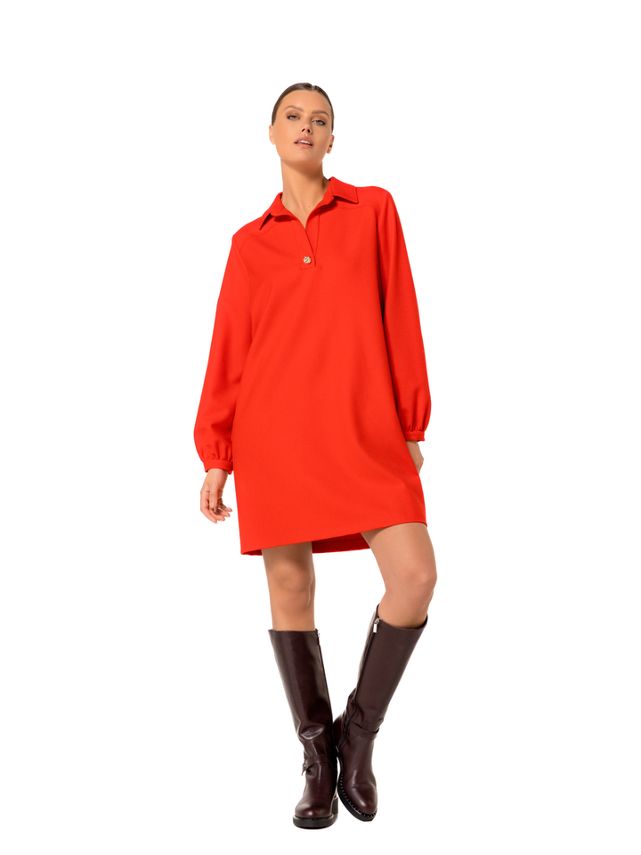 Rode jurk met gouden knoop Caroline Biss