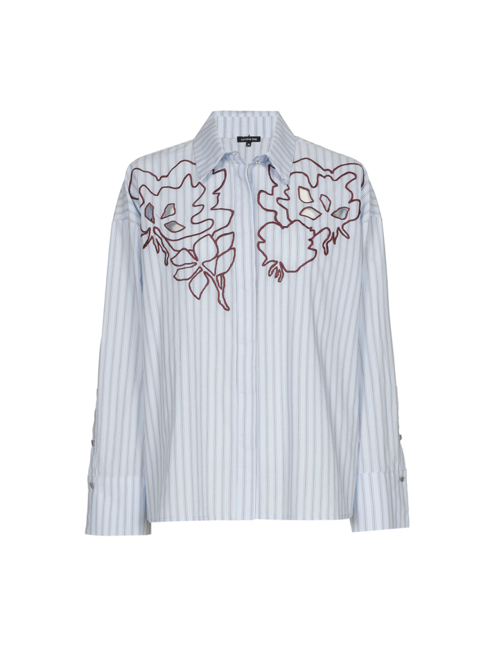 Lichtblauwe blouse met strepen en bordeaux bloemenprint Caroline Biss