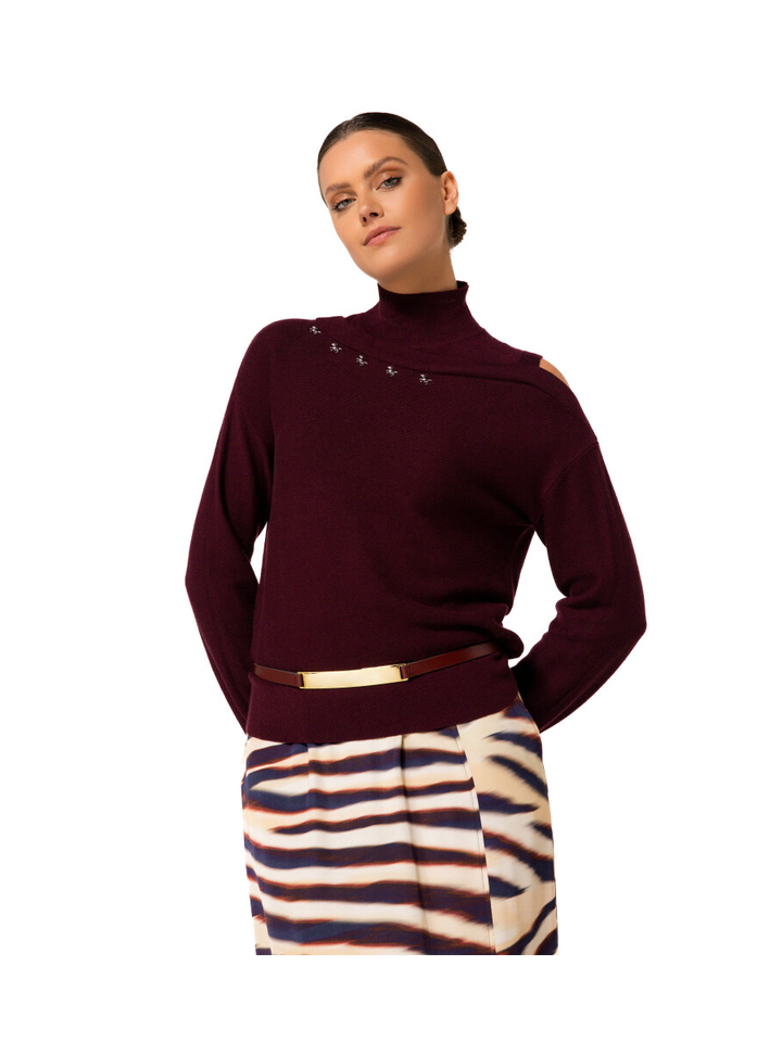 Bordeaux trui met bedeltjes en open schouder Caroline Biss 