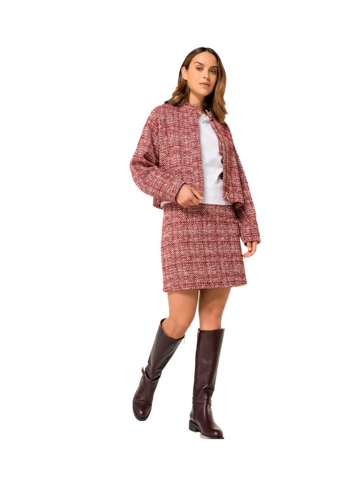 Bordeaux kort jasje met gouden details Caroline Biss 