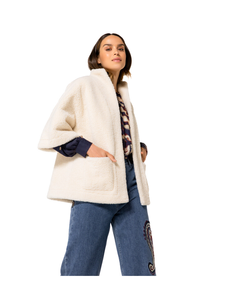 Beige teddy mantel Caroline Biss