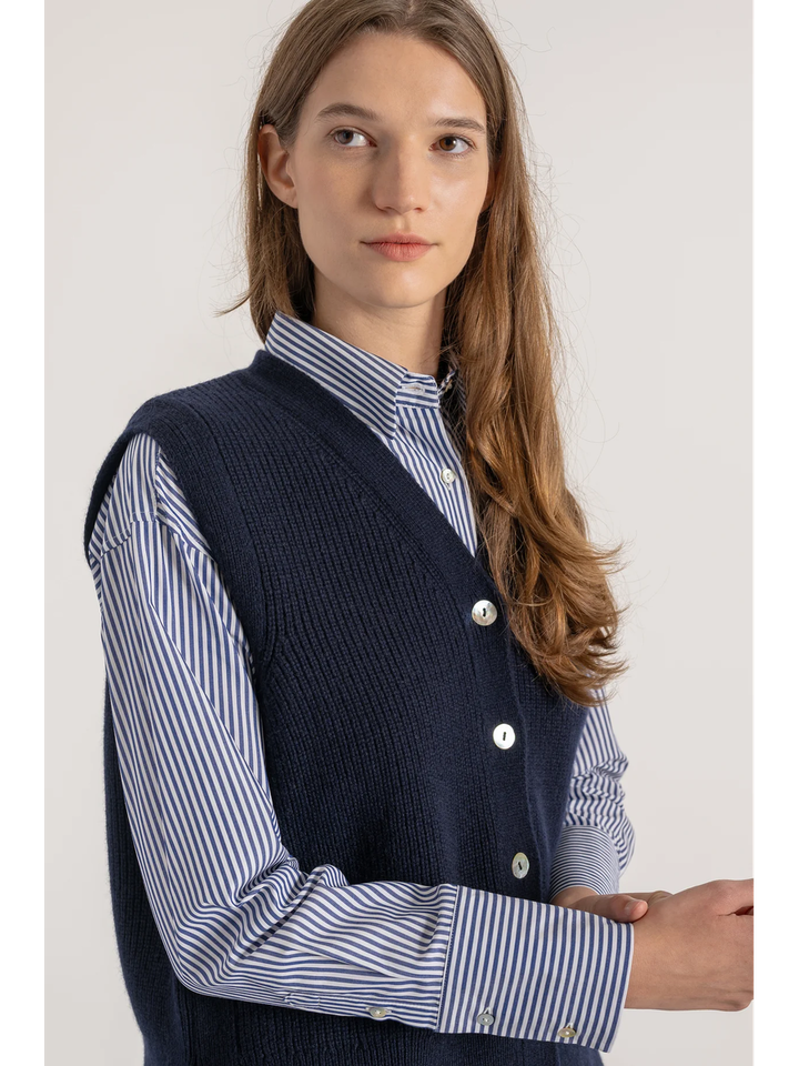 Blauwe mouwloze cardigan Marius Mardi