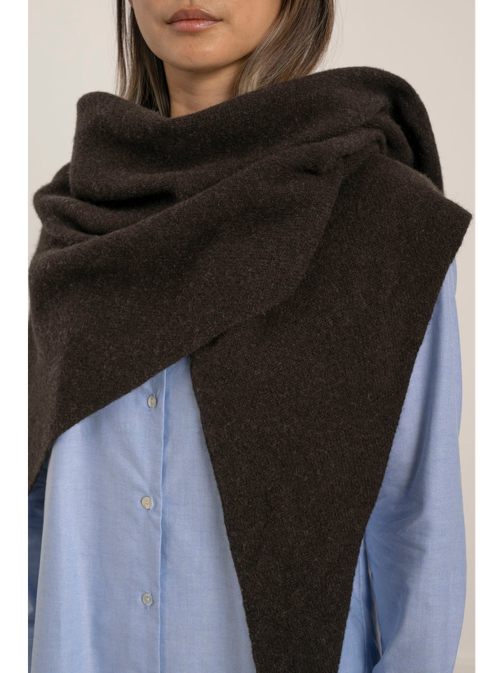 Bruine sjaal in merino wol Bandana Mardi