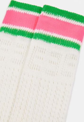 Gebroken witte, roze en groene sokken in dentellesteek met streep en E Essentiel 