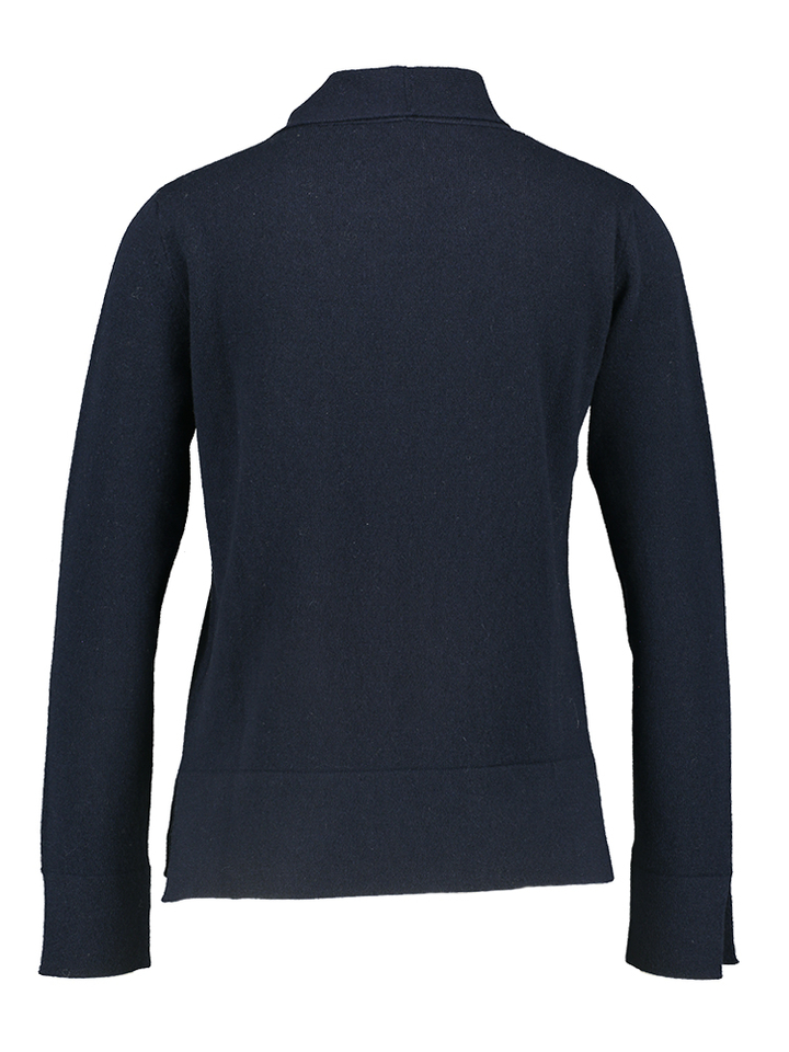 Blauwe trui met lint aan de hals Mia wool cach Natan 