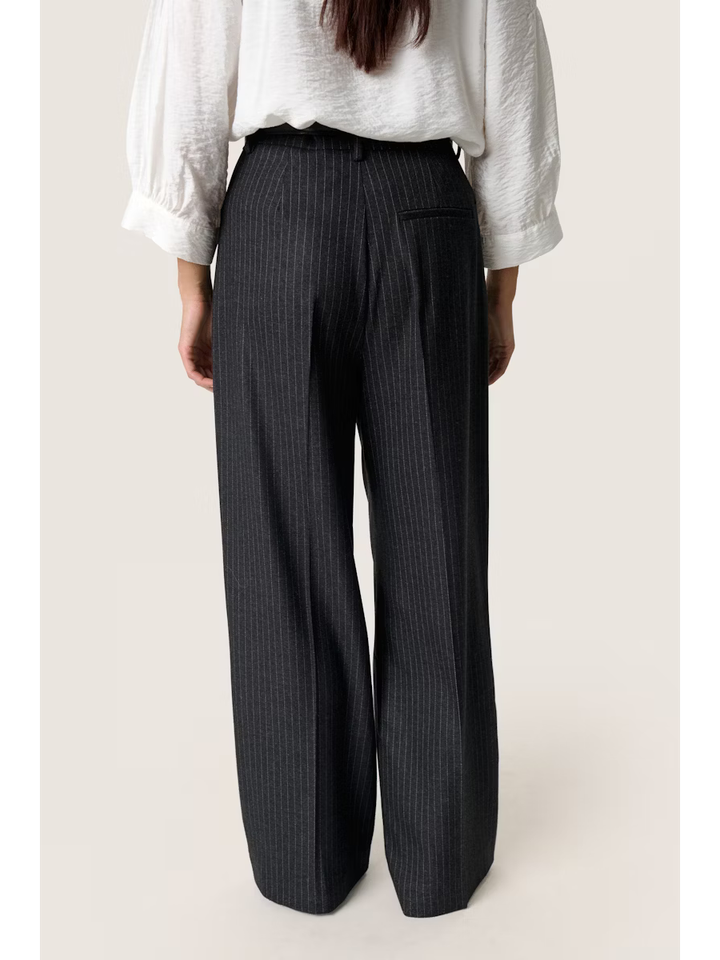 Grijze wijde broek met bandplooi Soaked In Luxery