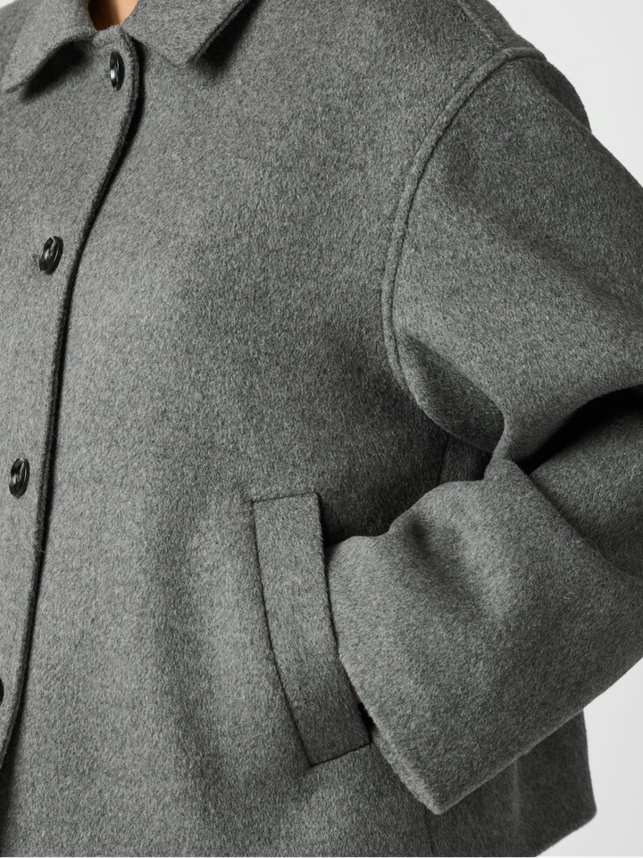 Grijze jas Hamra Neo Noir 