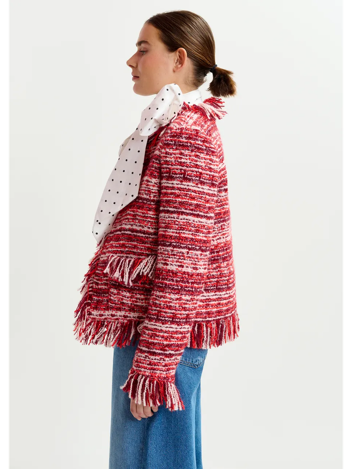 Donkerrood, rood en wit boucléjasje van wolmix met franjes Iskra Essentiel