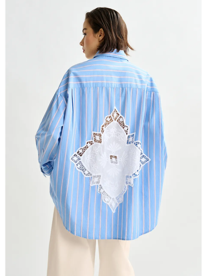 Blauw, wit en rood gestreept oversized overhemd met kant Identical Essentiel