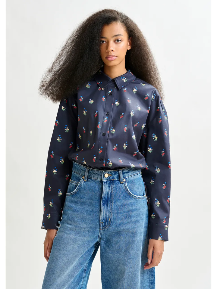 Overhemd van katoenmix met bloemenprint in donkerblauw, rood en lichtblauw