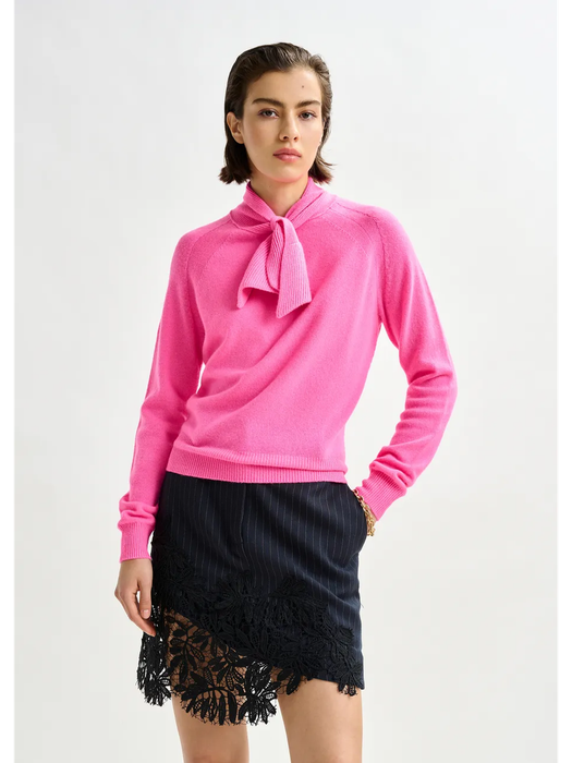 Roze kasjmier trui met strikkraag Invited Essentiel