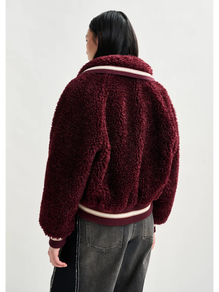 Burgundy en witte oversized teddy bomber jacket Iwill Essentiel 