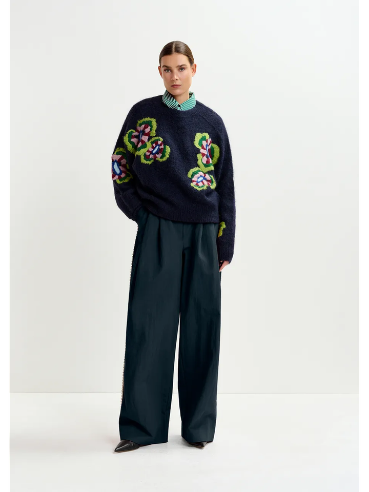 Donkerblauwe trui met bloemenprint Impossible Essentiel 