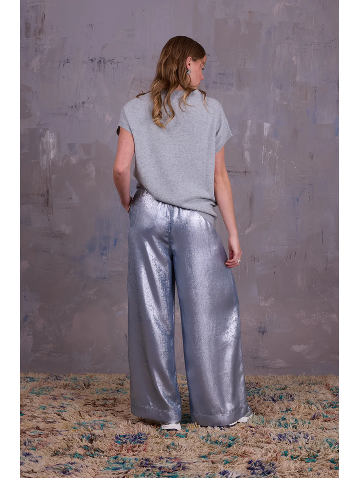 Zilverkleurige lange wijde broek Freddy Nathalie Vleeschouwer 