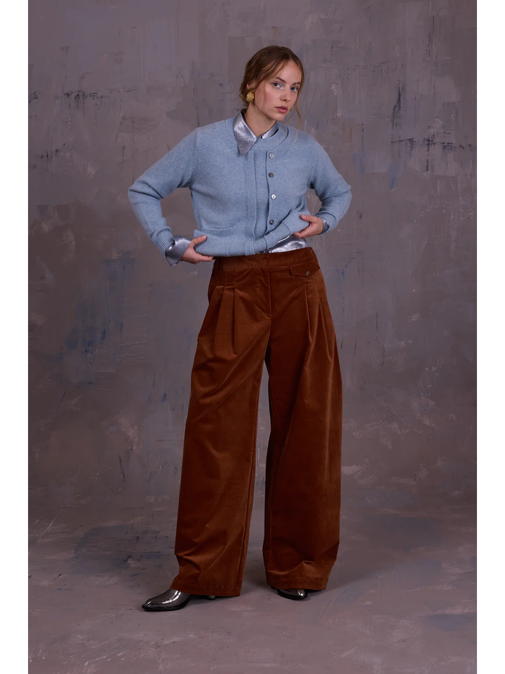 Blauwe eendelige twinset Gabrielle Nathalie Vleeschouwer