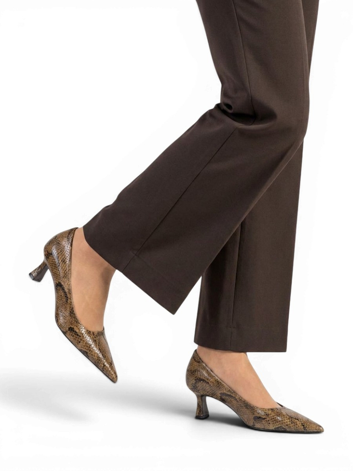 Namibia sepia pumps met trechterhak Natan 