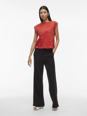 Rode t-shirt met bloemen structuur Vinayla Vila 