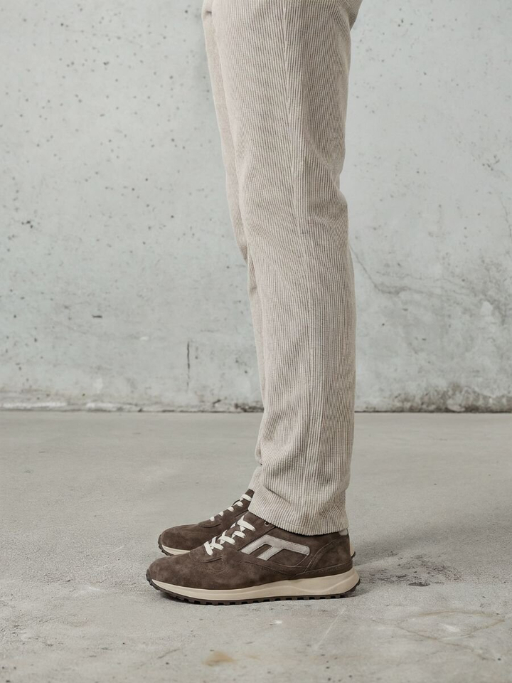 Taupe kleurige lage sneakers Floris Van Bommel