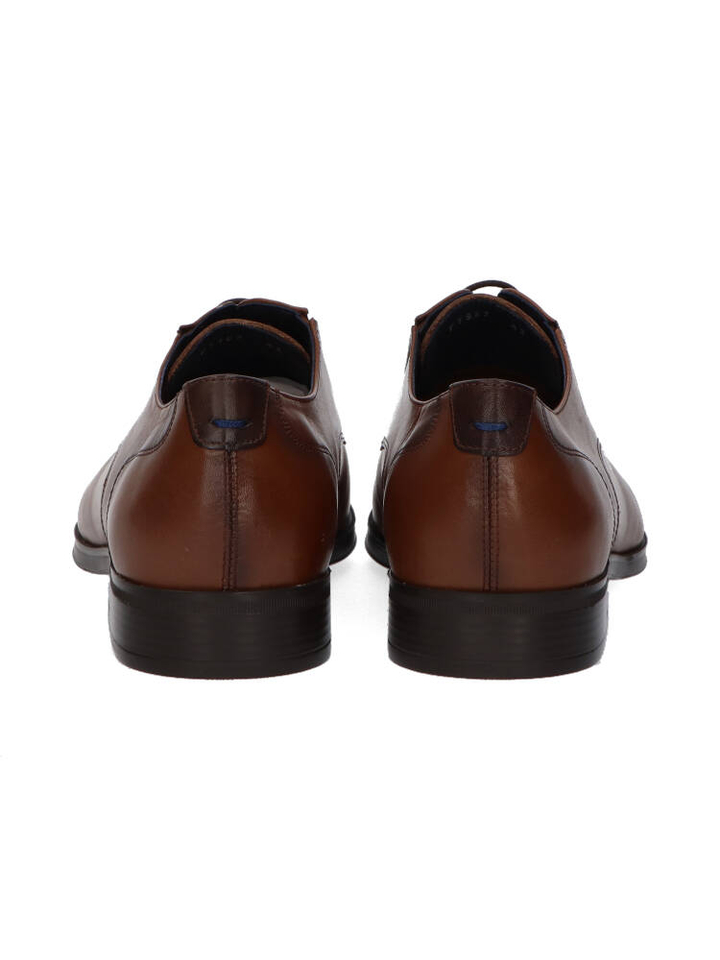 Cognac kleurige veterschoenen Fluchos