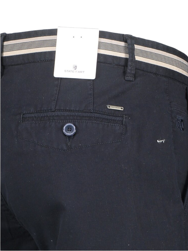 Donkerblauwe short State of Art