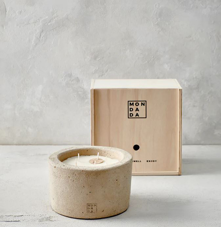 Desert black sea indoor candle medium Mon Dada 