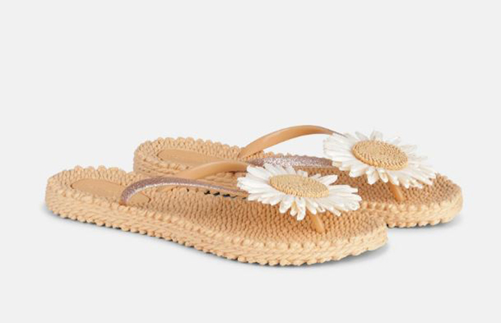 Beige slippers met bloem Ilse Jacobsen 