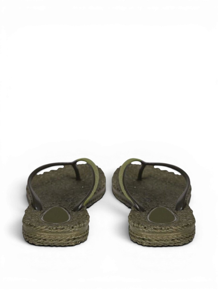 Kaki teenslippers met geweven look Cheerful Ilse Jacobsen