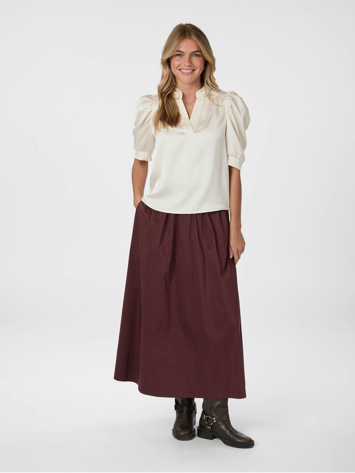 Ecru bloes met pofmouw Roella Neo Noir