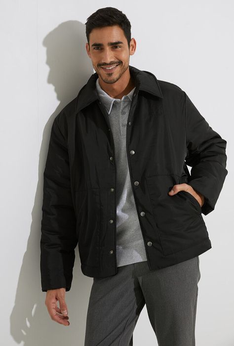 Zwarte jas met zijzakken en drukknopen Olaf