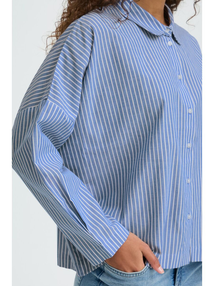 Blauw gestreepte oversized bloes Giley Ichi 