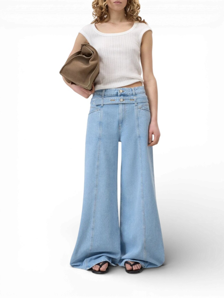 Lichtblauwe wide leg jeans met riem Closed 