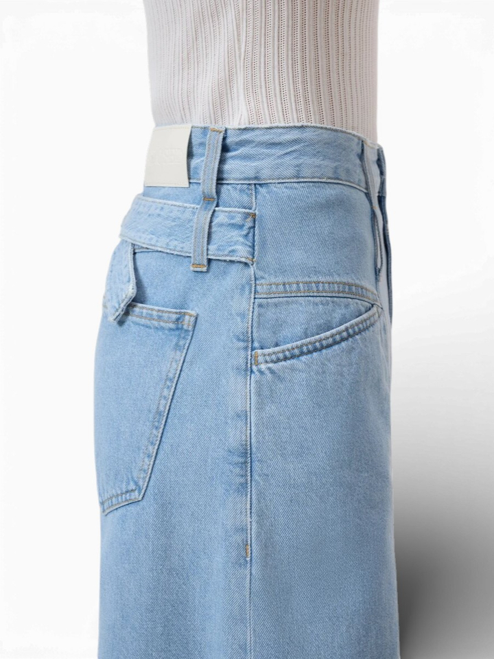 Lichtblauwe wide leg jeans met riem Closed 