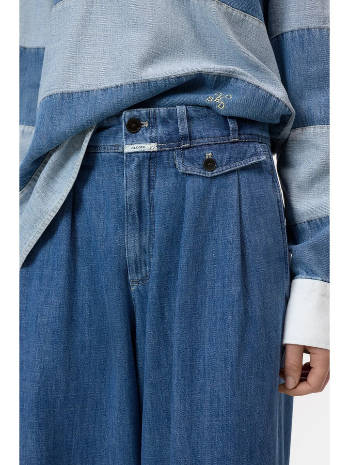 Blauwe loose fit jeans met bandplooi Closed