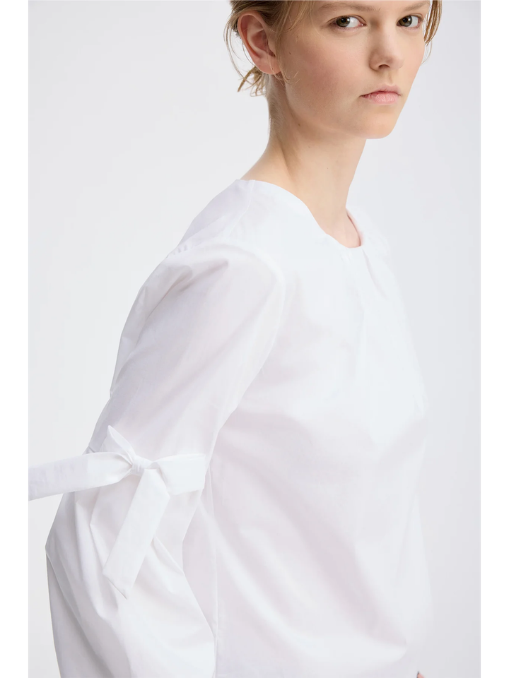 Witte casual blouse met ronde hals Raelyn Munthe 