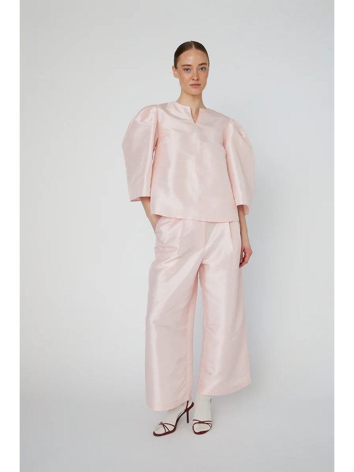 Roze bloes met pofmouwen Stella Nova