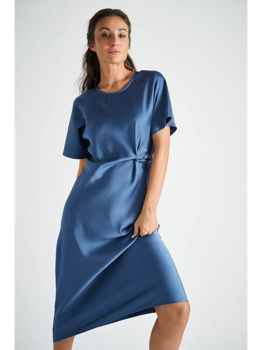Blauwe jurk in satijnlook Marie Mero