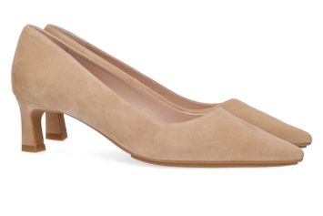 Beige pump in daim stof Chila Lodi