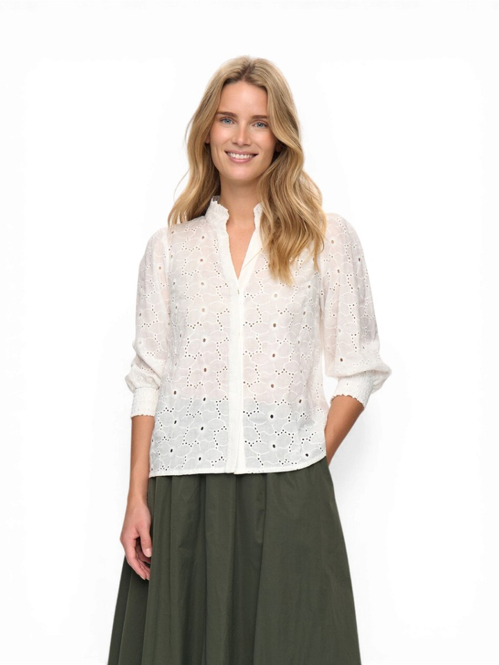 Witte bloes met broderie Nulela Numph