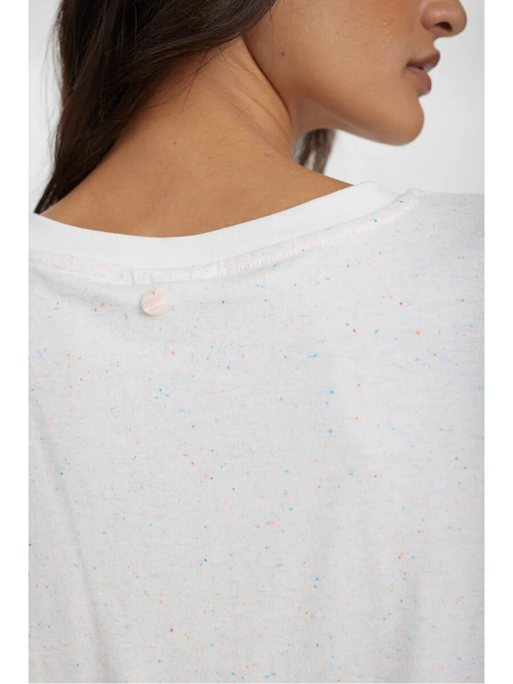 Witte gespikkelde t-shirt Nuhubana Numph