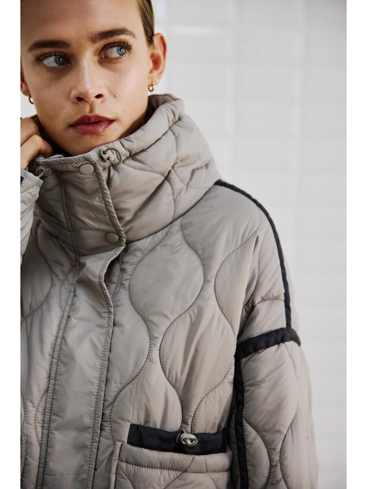 Grijze jas kort met opstik zakken Alba Withblack 