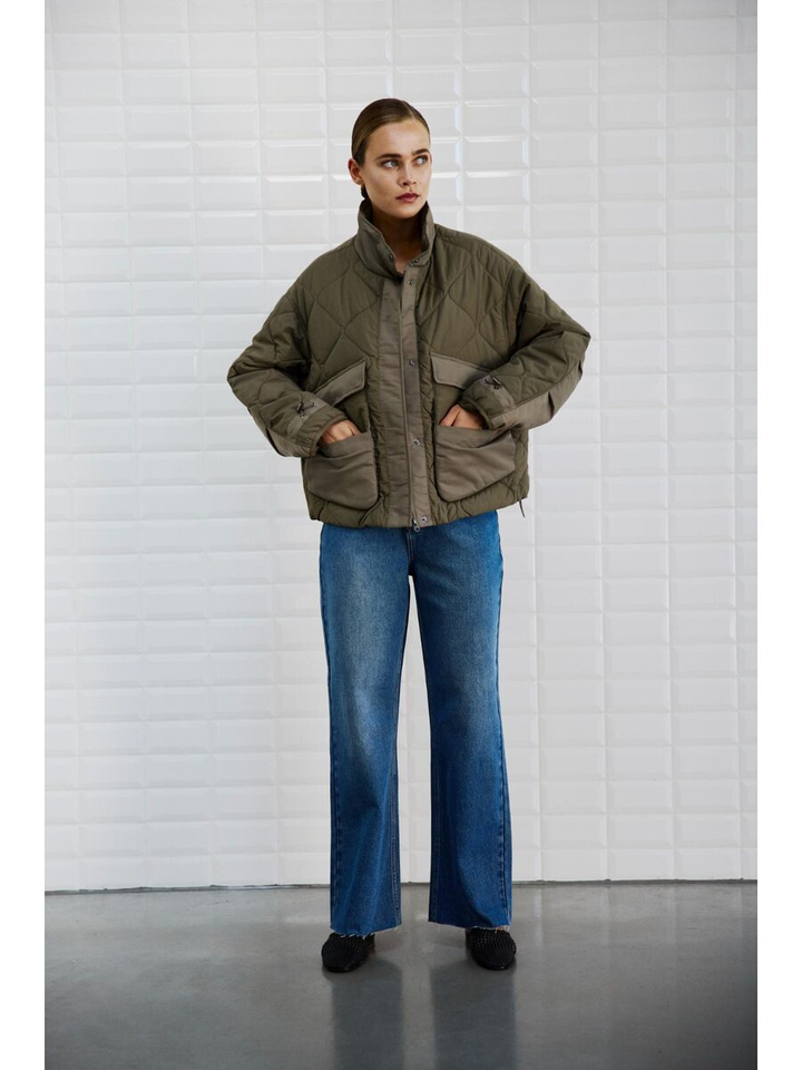 Spring forest kaki groene jas Veda Withblack