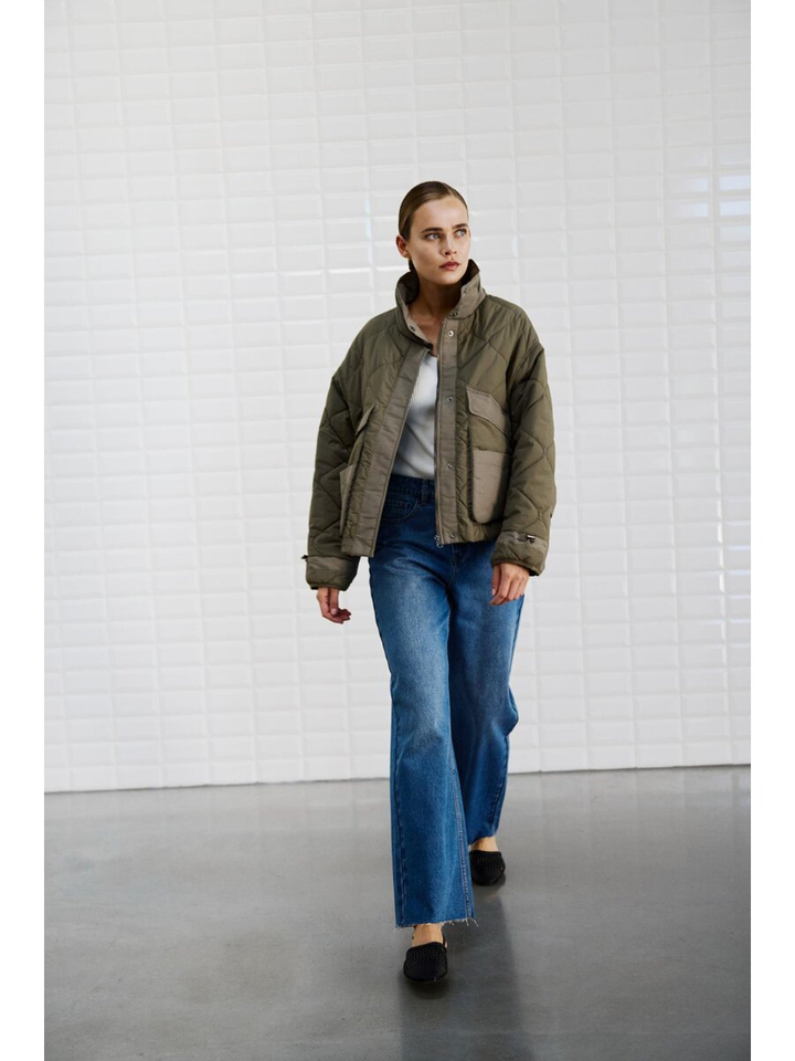 Spring forest kaki groene jas Veda Withblack