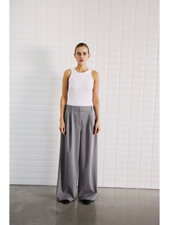 Witte klassieke top Dordi Tank Withblack