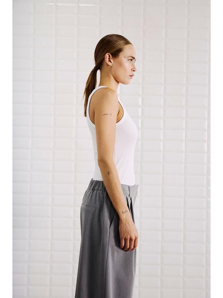 Witte klassieke top Dordi Tank Withblack