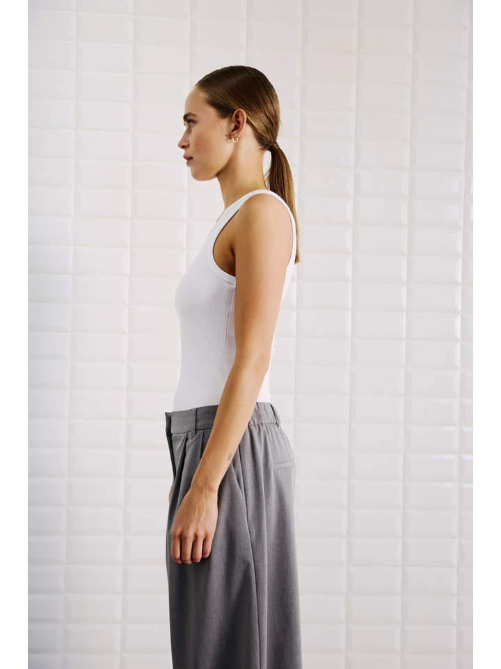 Witte klassieke top Dordi Tank Withblack