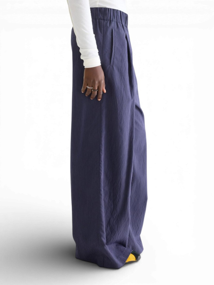 Blauwe broek met frijne krijtstreep Bellerose