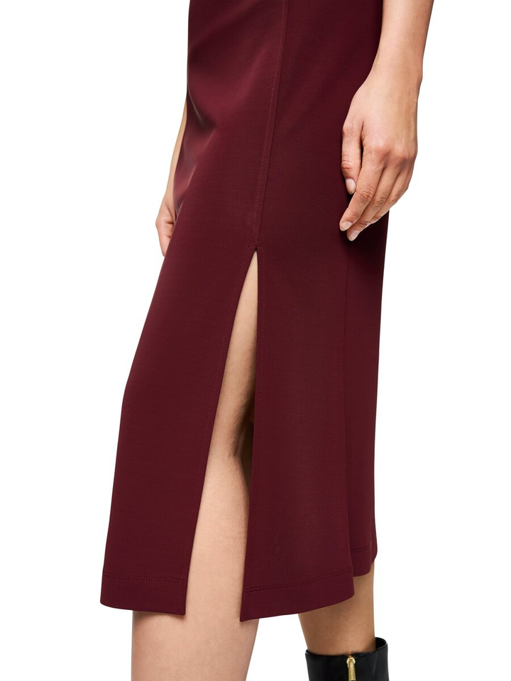 Bordeaux lang kleed met split onderaan Marc Cain collections